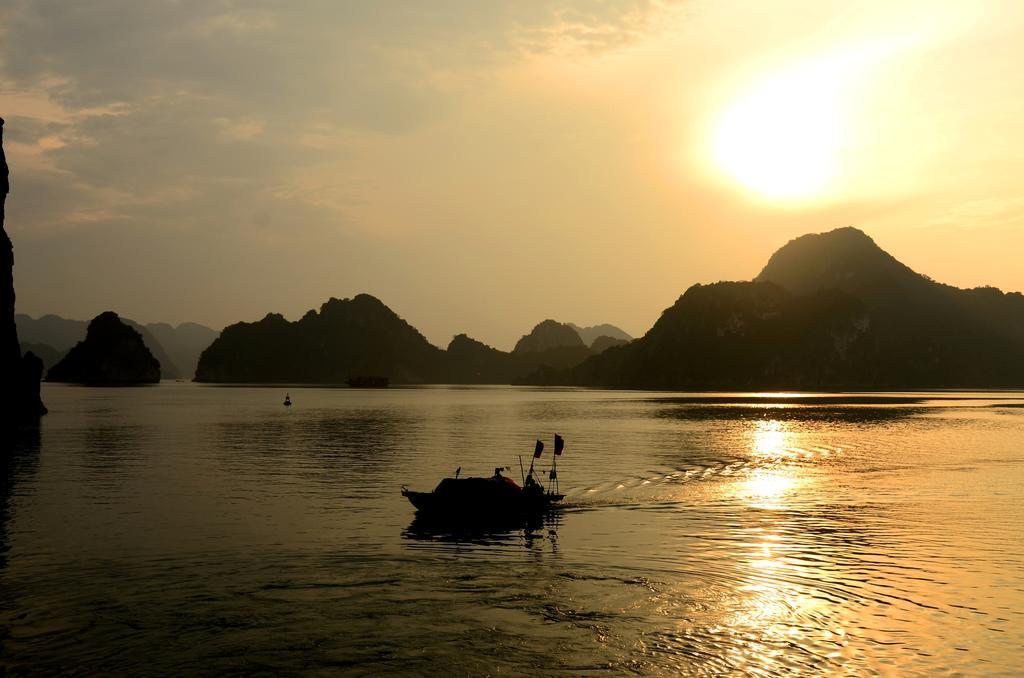 Hotel Margaret Cruises Ha Long Zewnętrze zdjęcie